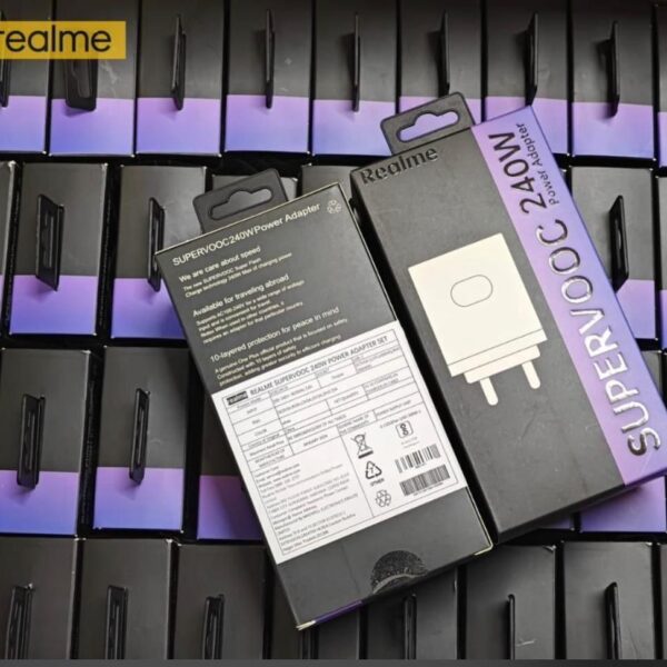 Realme Super Vooc 240W Adapter